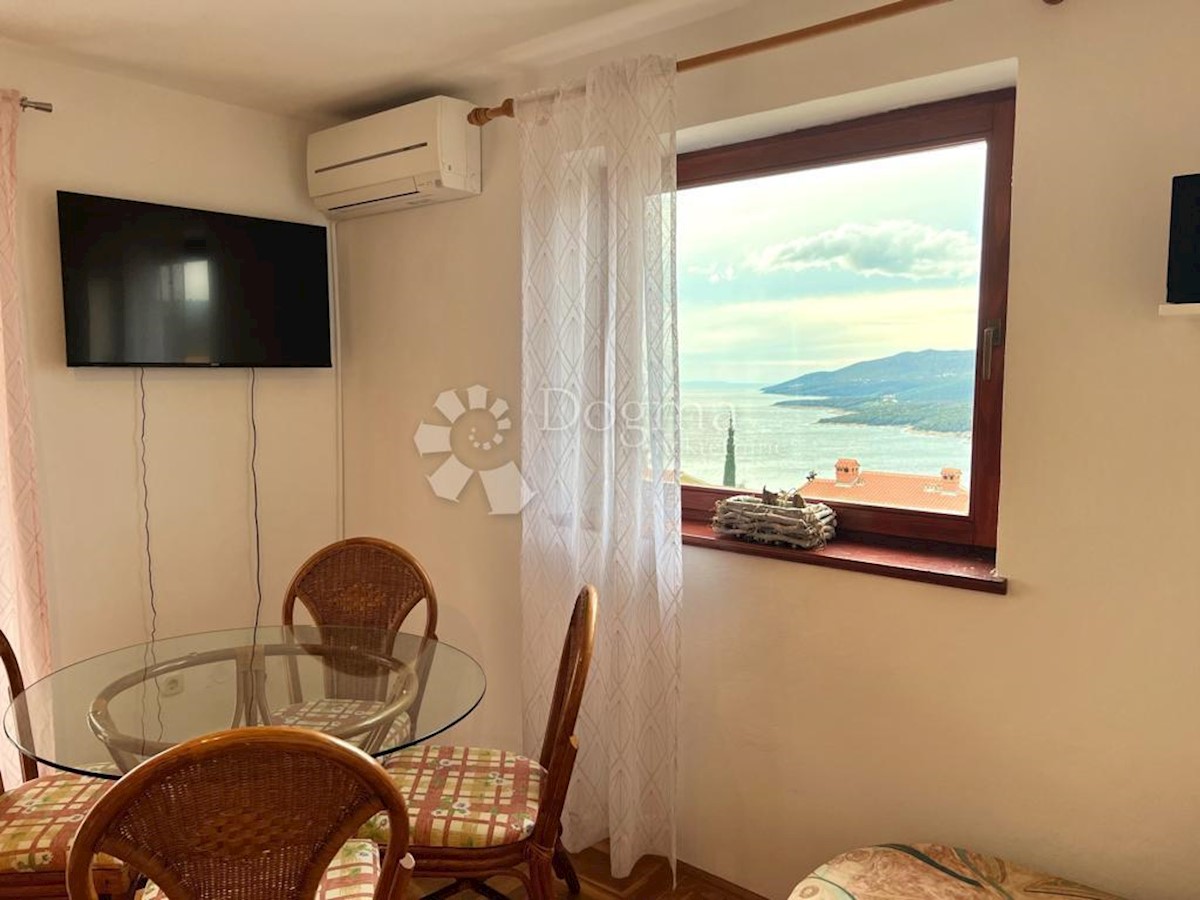 Rabac, apartma z odprtim pogledom na morje 43,67m2