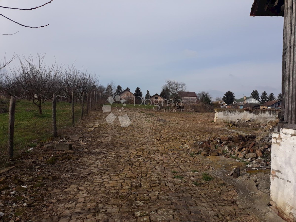 Hiša Kneževi Vinogradi, 80m2