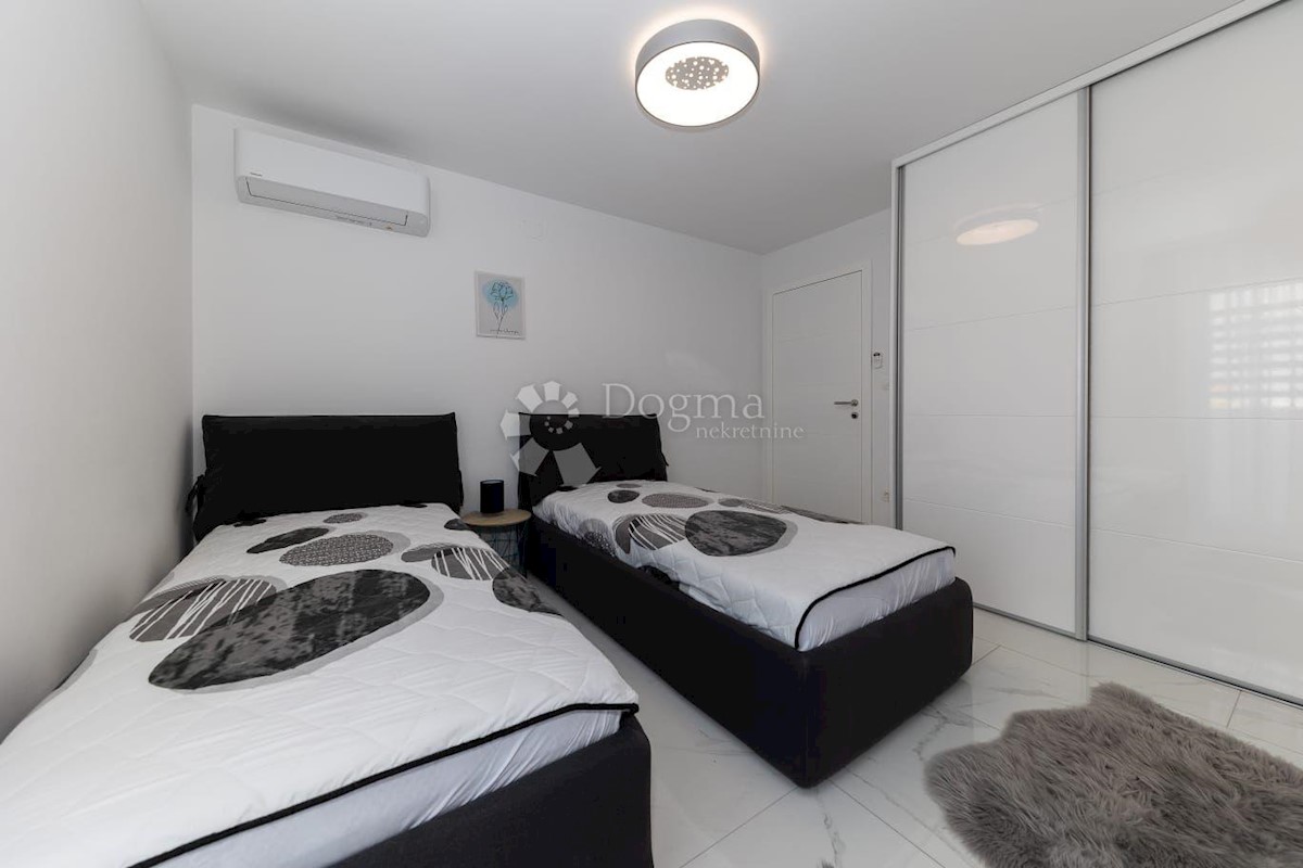 Apartma Crikvenica, 144,18m2