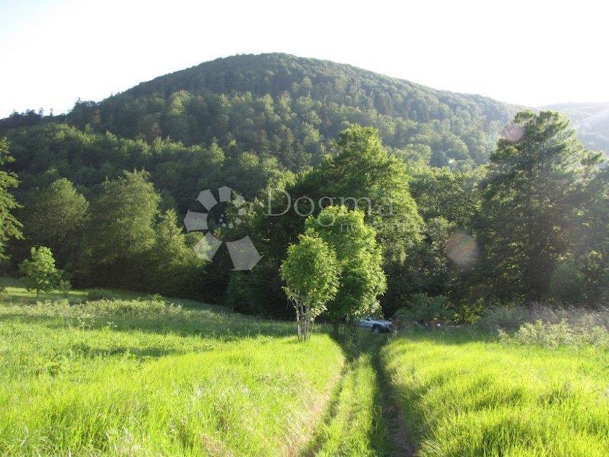 Zemljišče Benkovac Fužinski, Fužine, 4.762m2