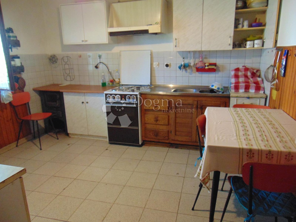 Hiša Rovinj, 101m2