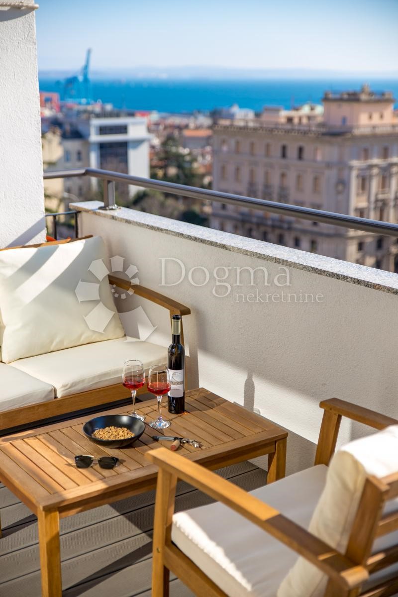 Stanovanje Centar, Rijeka, 64m2