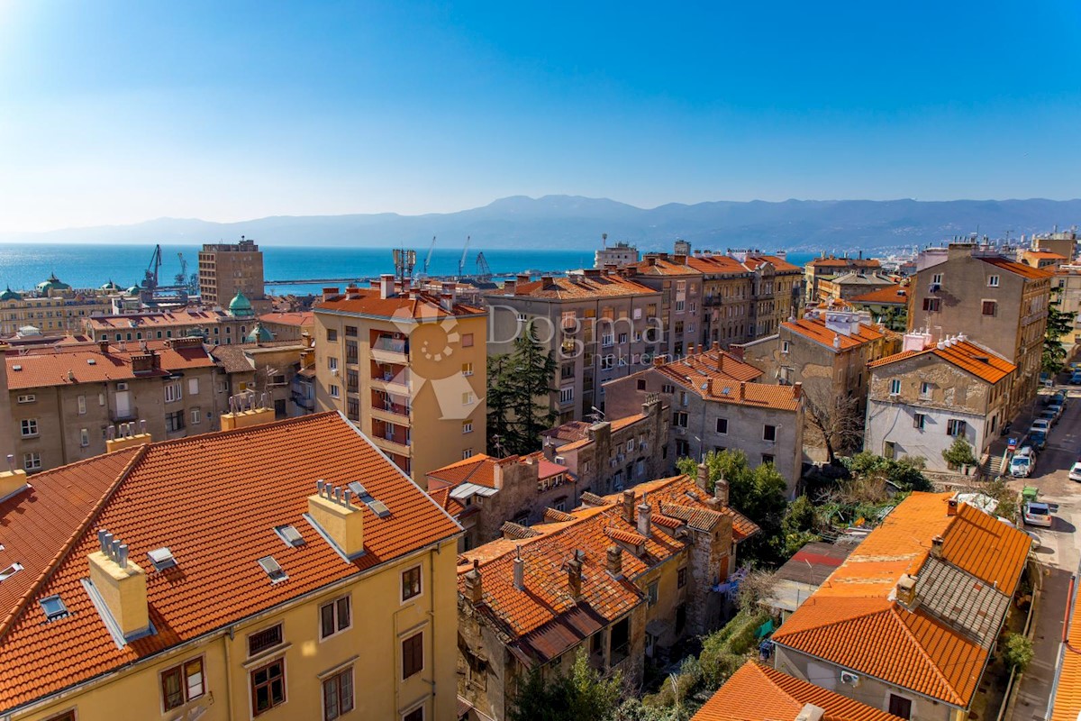 Stanovanje Centar, Rijeka, 64m2