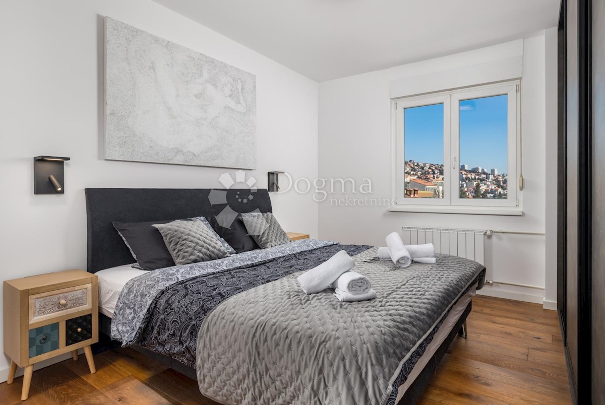 Stanovanje Centar, Rijeka, 64m2