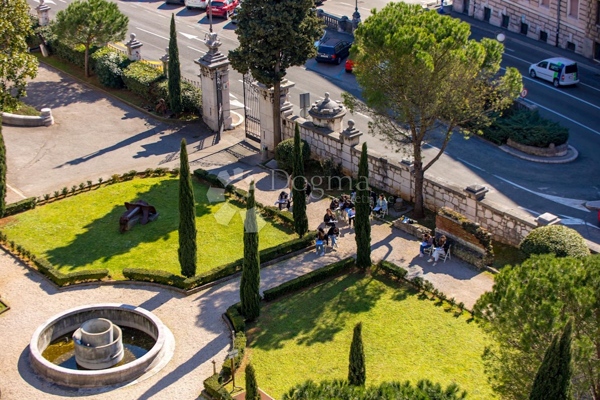 Stanovanje Centar, Rijeka, 64m2