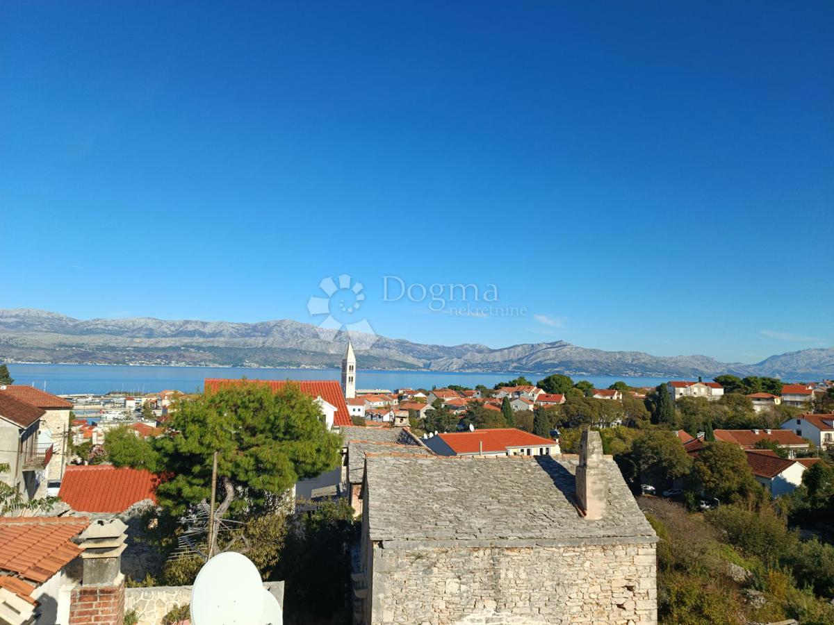 Hiša Supetar, 250m2