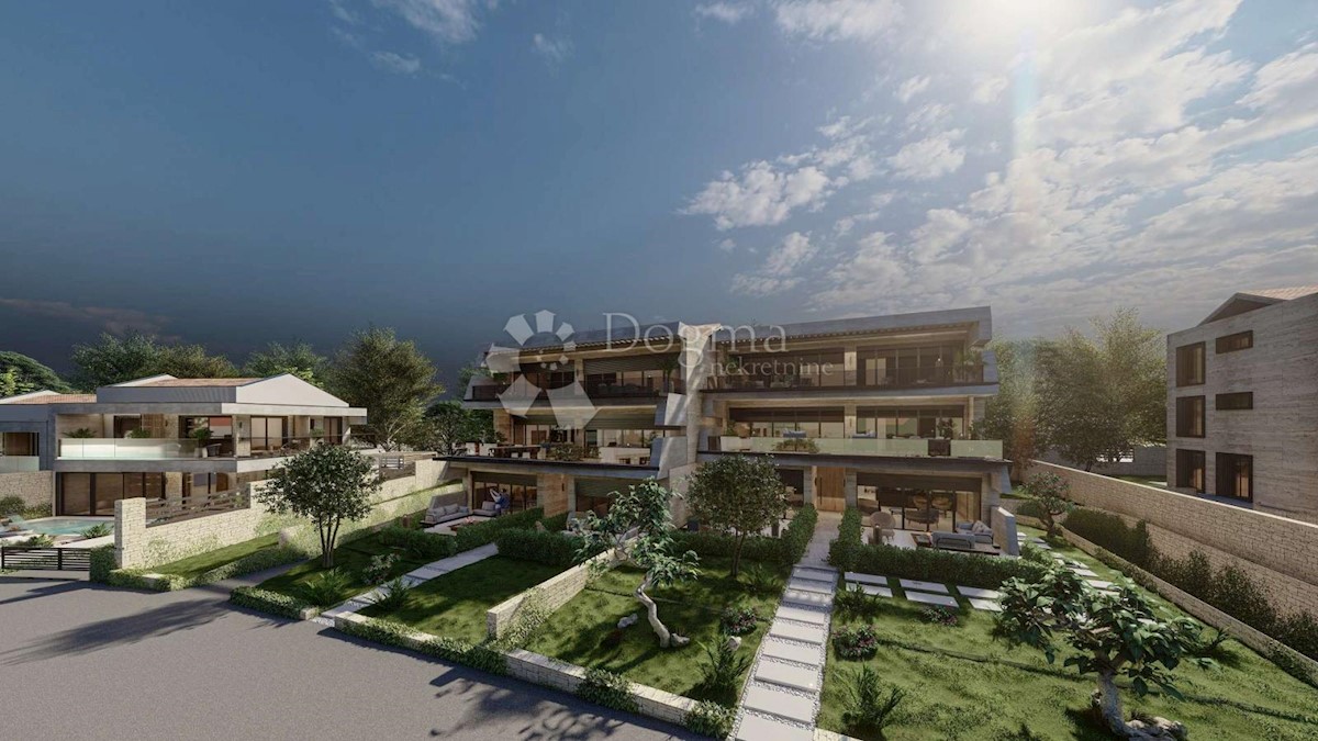 Apartment with garden in a luxury resort