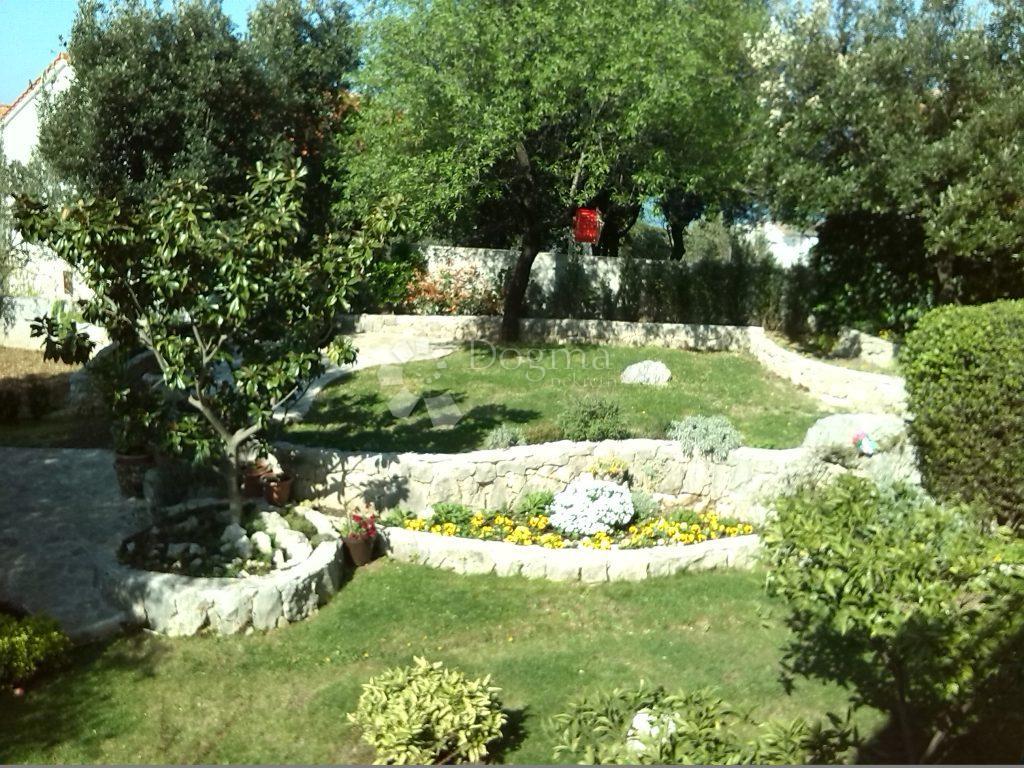 Stanovanje Brodarica, Šibenik - Okolica, 168m2