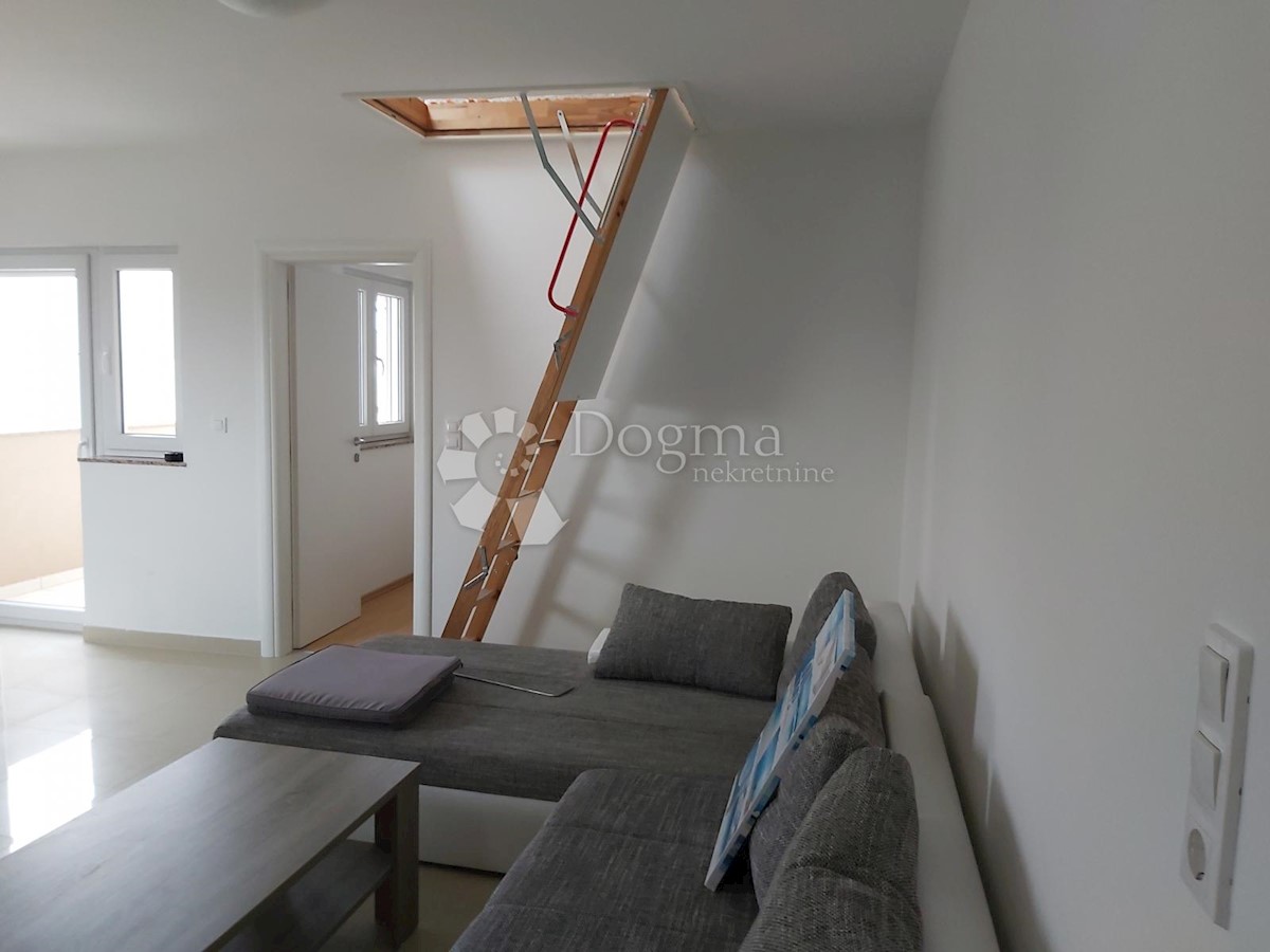 Stanovanje Peroj, Vodnjan, 76m2