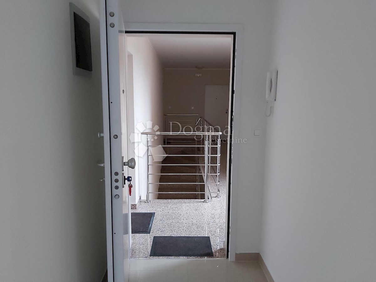 Stanovanje Peroj, Vodnjan, 76m2