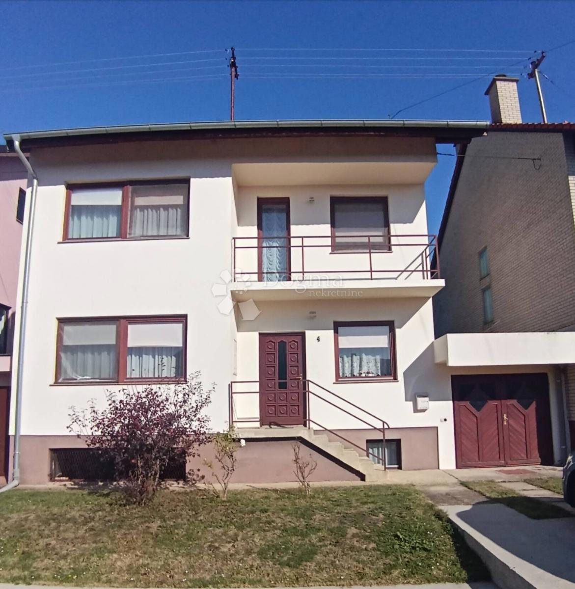 Hiša Josipovac, Osijek - Okolica, 200m2