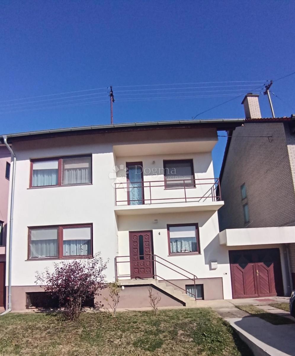 Hiša Josipovac, Osijek - Okolica, 200m2