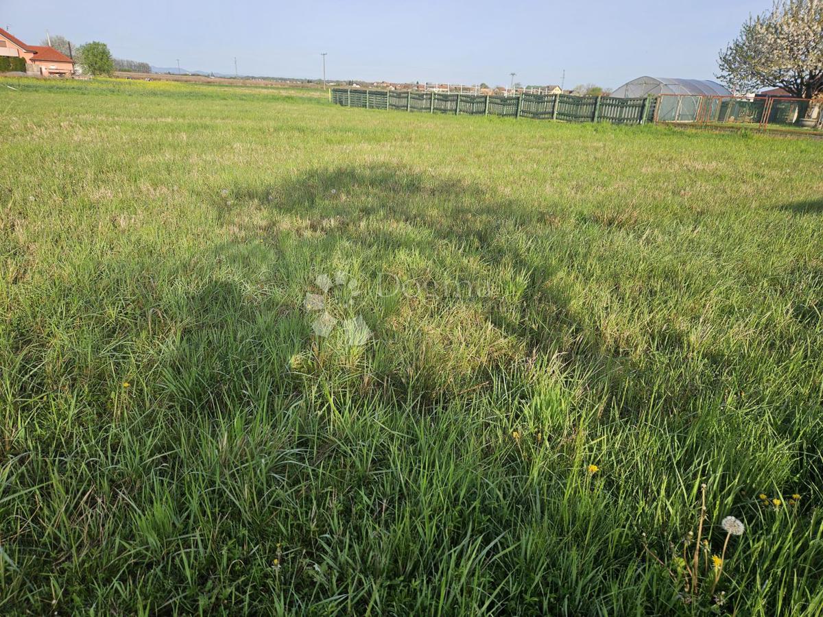 Zemljišče Turčin, Gornji Kneginec, 765m2