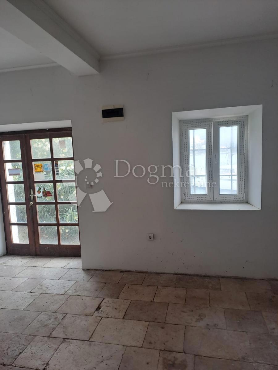 Poslovni prostor Sobra, Mljet, 65m2