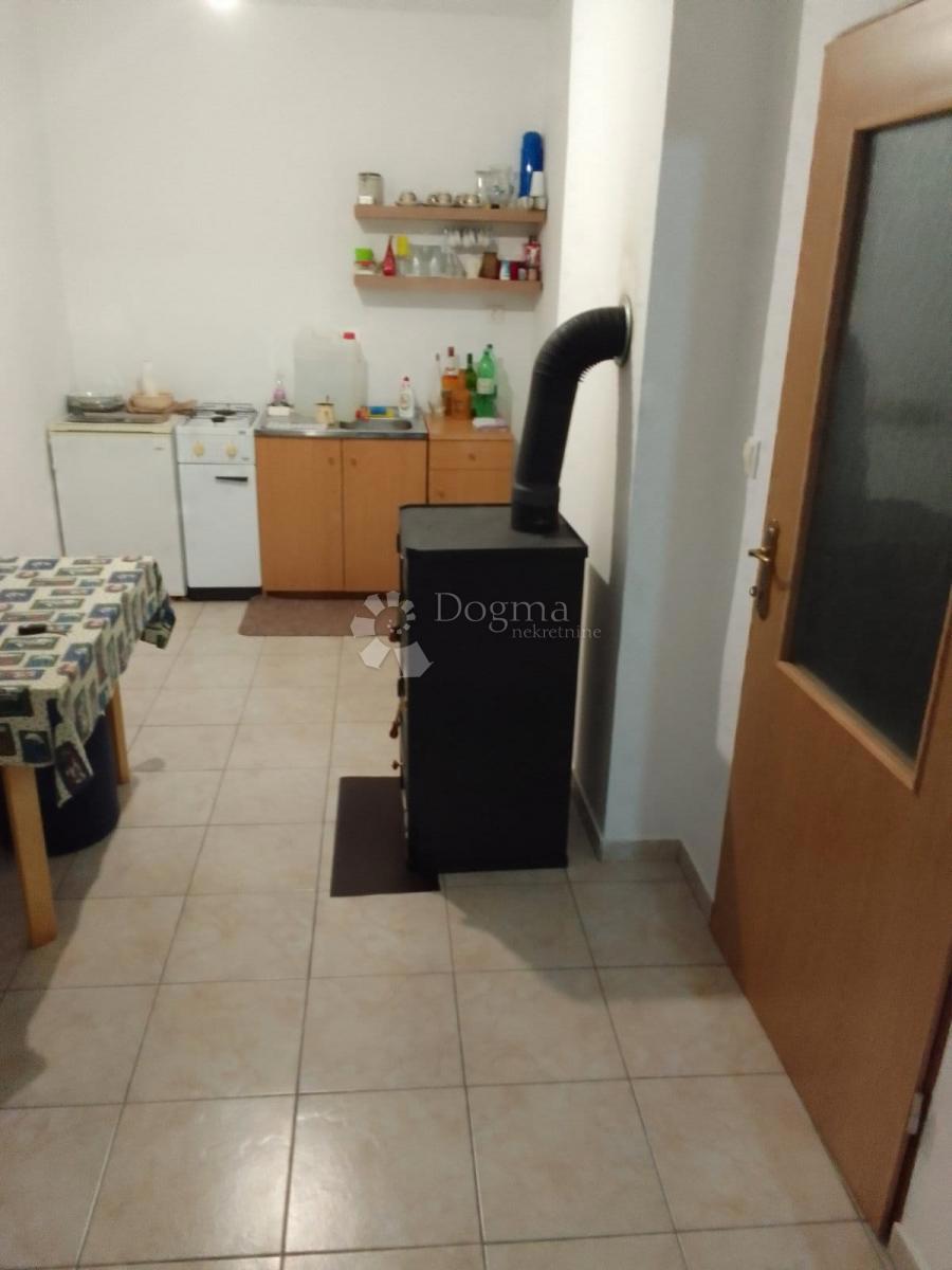 Hiša Topusko, 300m2