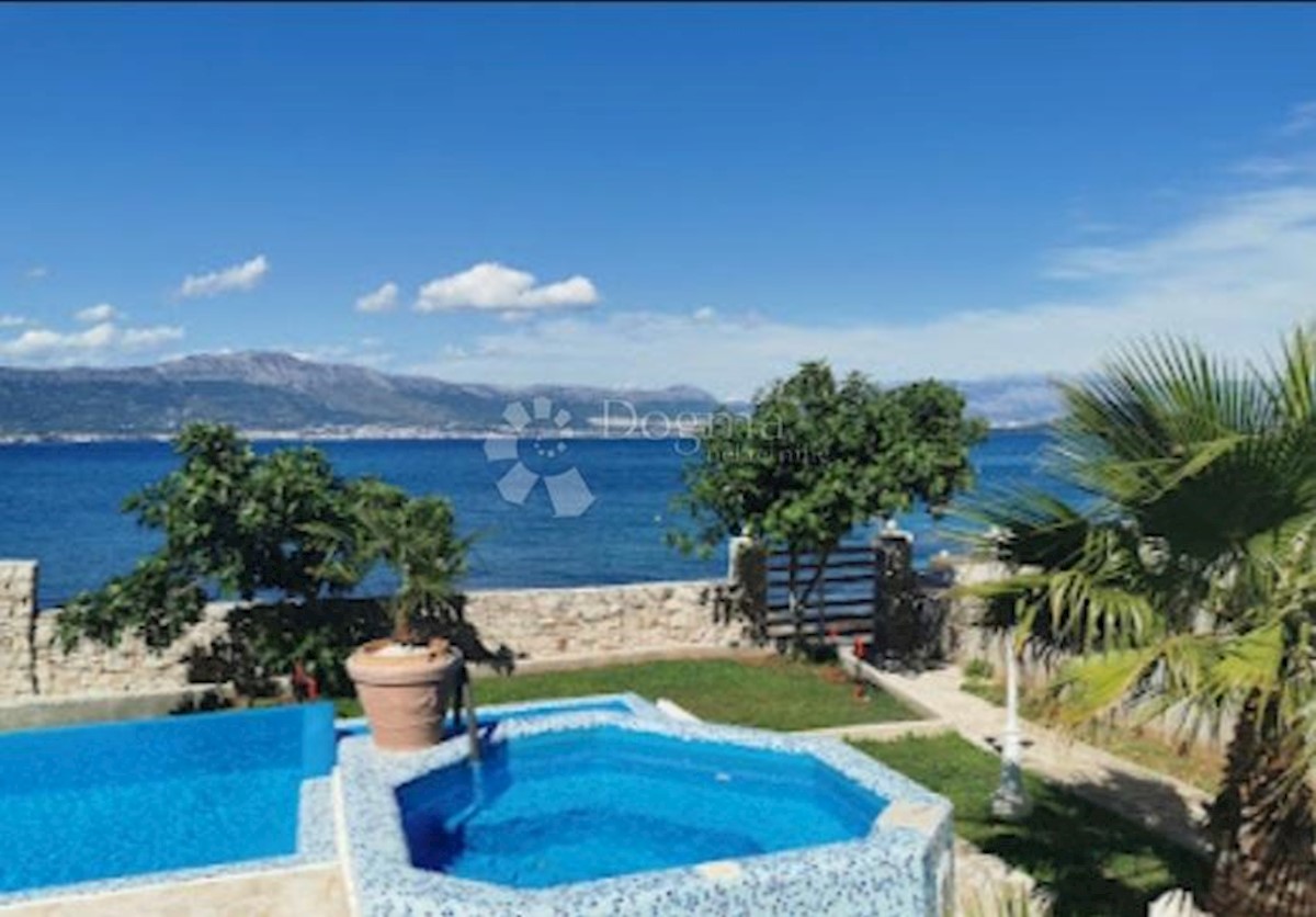 Hiša Slatine, Split - Okolica, 260m2