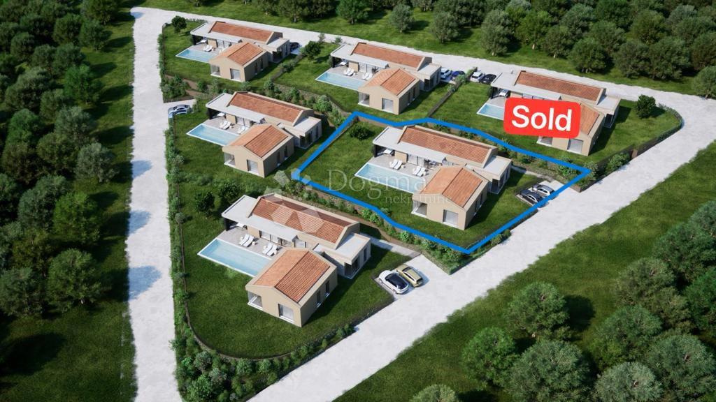 ZEMLJIŠČE S PROJEKTOM IN POGLEDOM NA MESTO, 10 MINUT OD MORJA IN PORTOROŽA
