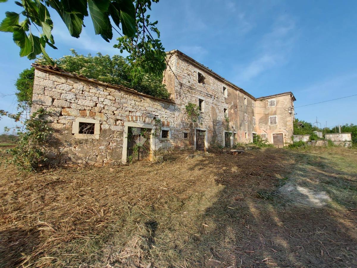 Zemljišče Staniši, Vižinada, 14.000m2