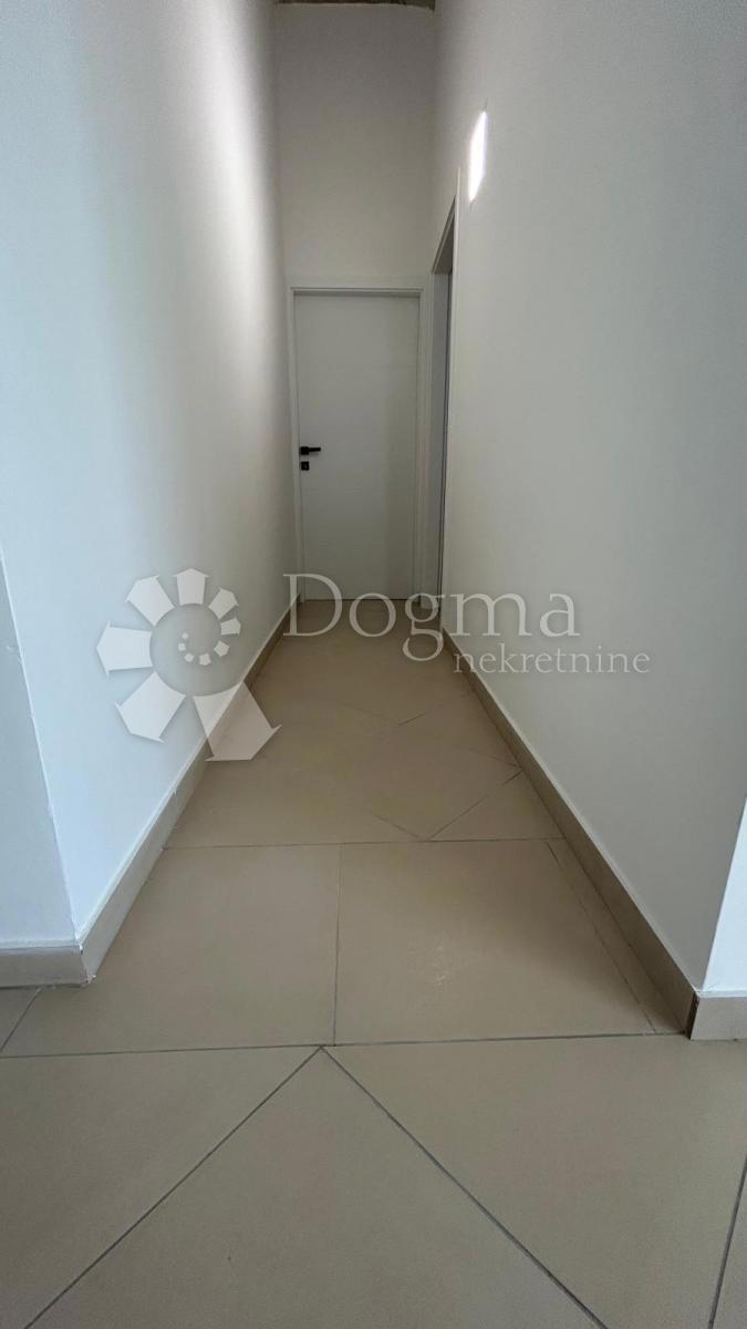 Stanovanje Veli vrh, Pula, 82,11m2