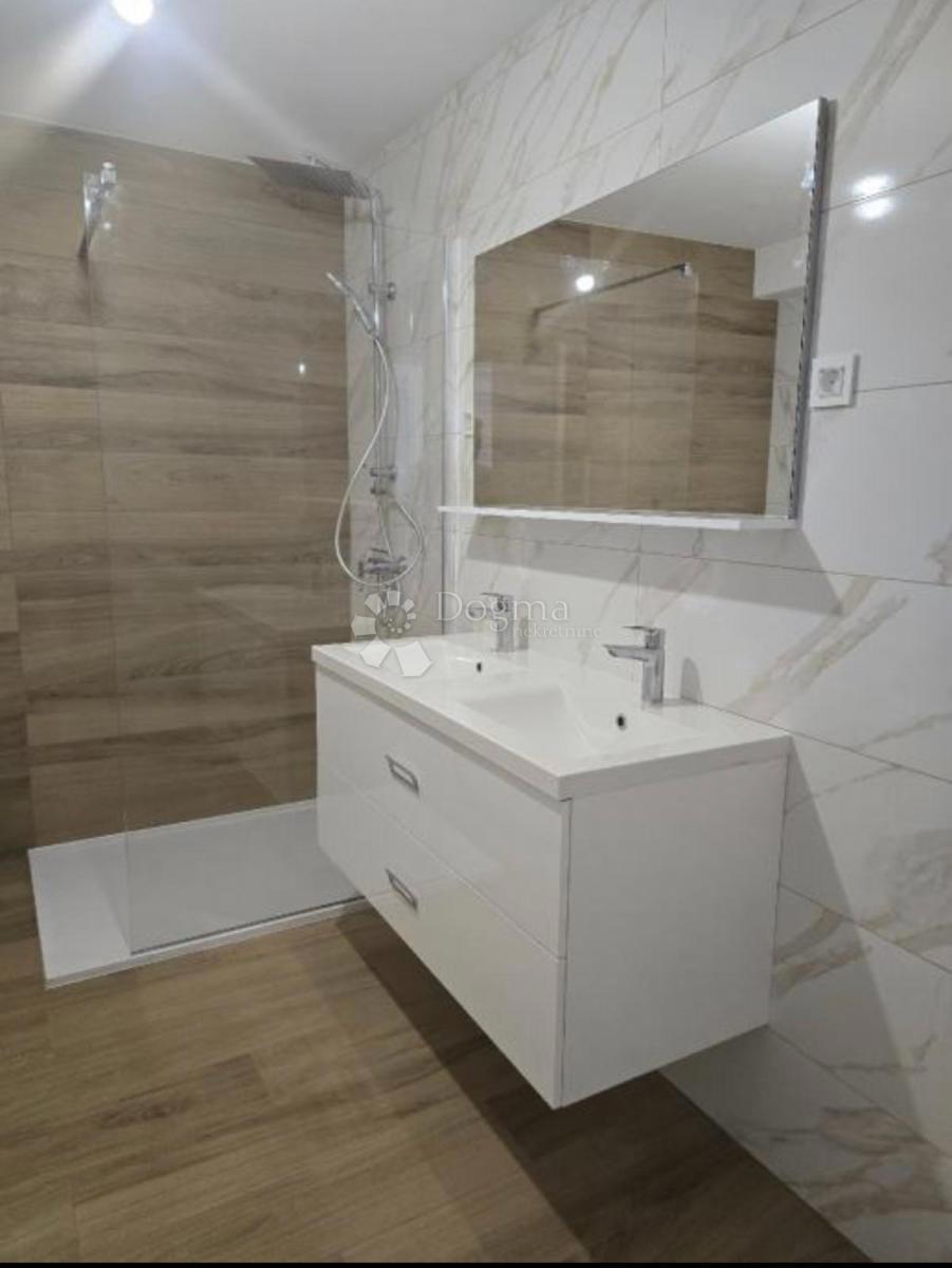 Stanovanje Centar, Varaždin, 115,59m2