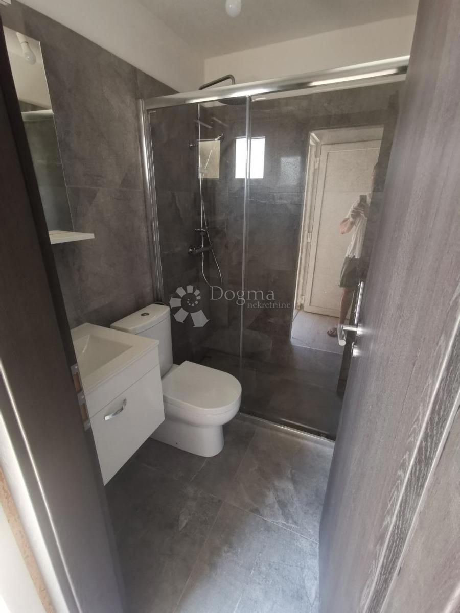 Stanovanje Rogoznica, 120m2