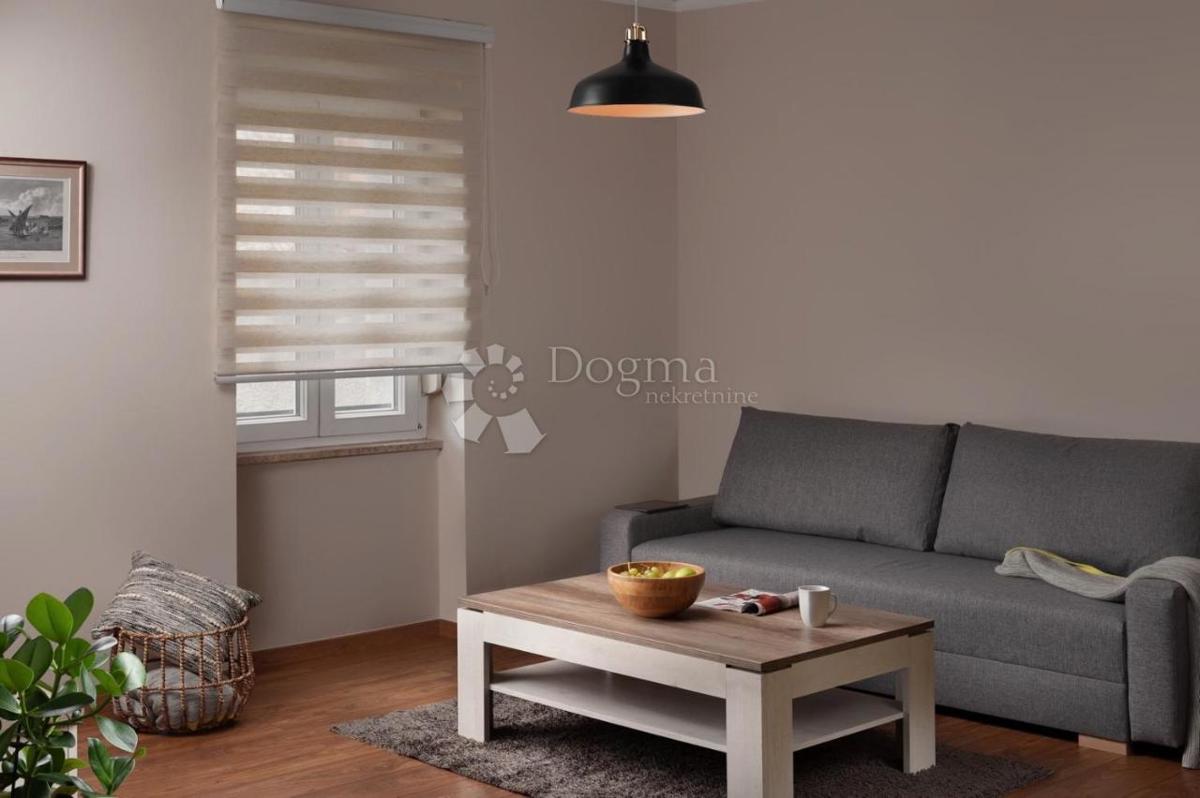 Stanovanje Centar, Pula, 52,77m2
