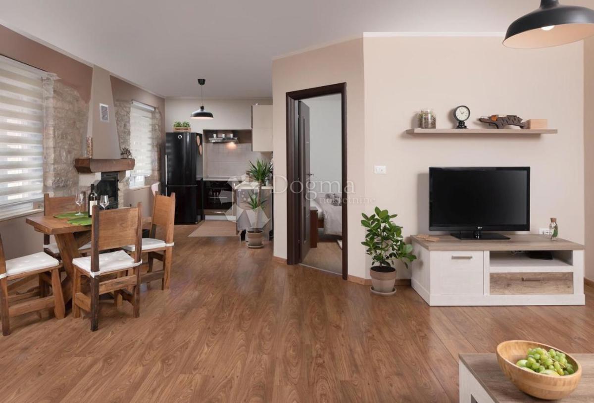 Stanovanje Centar, Pula, 52,77m2