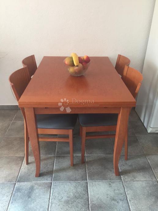 Apartma Okrug Gornji, Okrug, 36,50m2