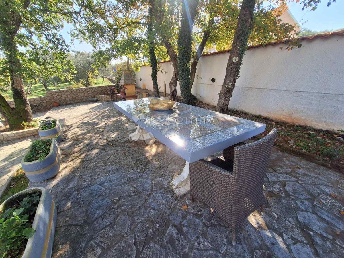 Apartma Porat, Malinska-Dubašnica, 82,74m2