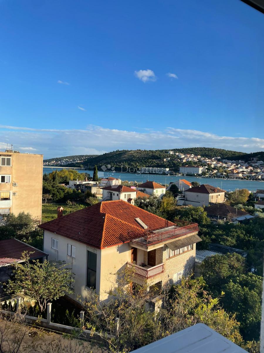 Stanovanje Trogir, 58,75m2