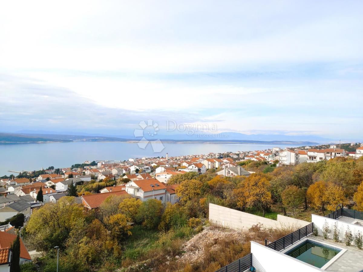 Samo pri nas, Crikvenica, novogradnja s parkiriščem