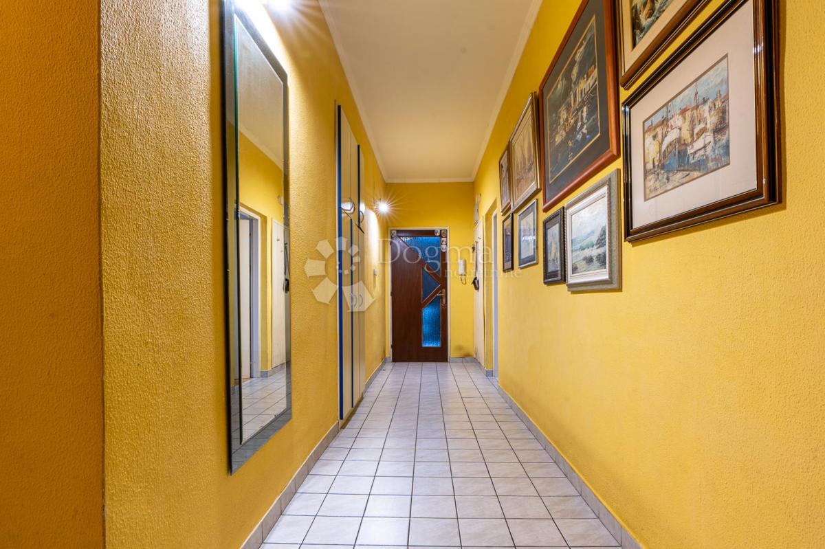 Stanovanje Opatija - Centar, Opatija, 80,77m2