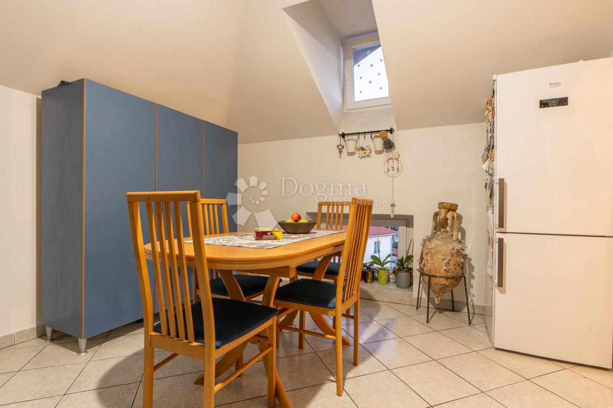 Stanovanje Opatija - Centar, Opatija, 80,77m2