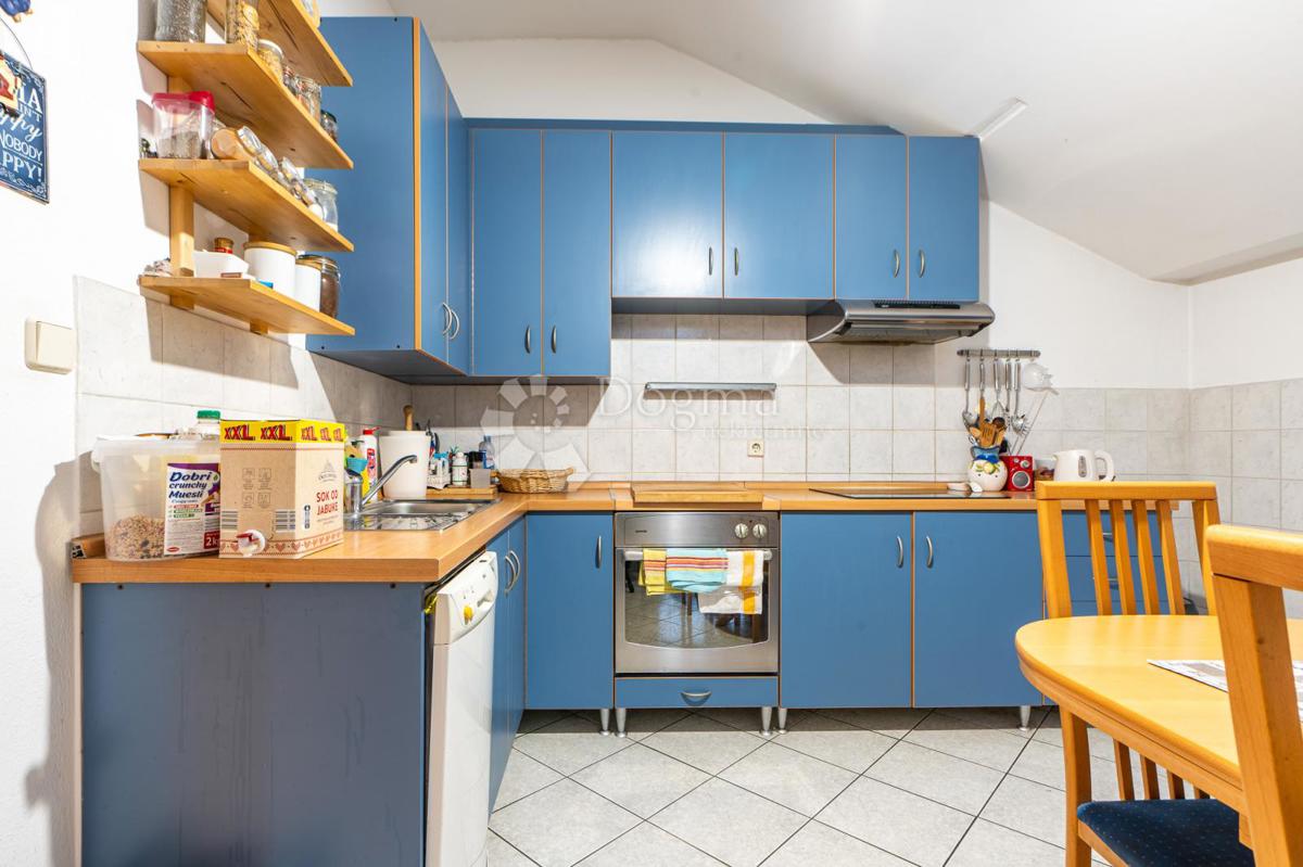 Stanovanje Opatija - Centar, Opatija, 80,77m2
