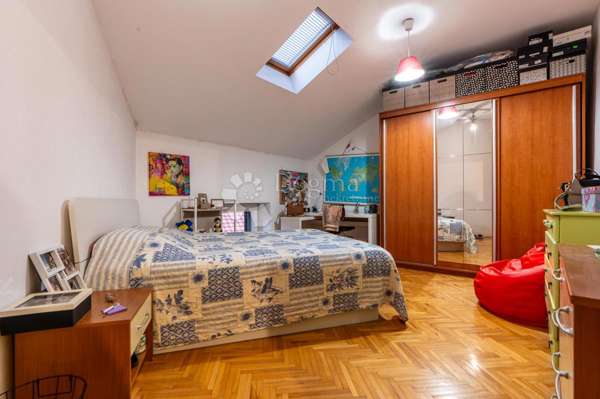 Stanovanje Opatija - Centar, Opatija, 80,77m2