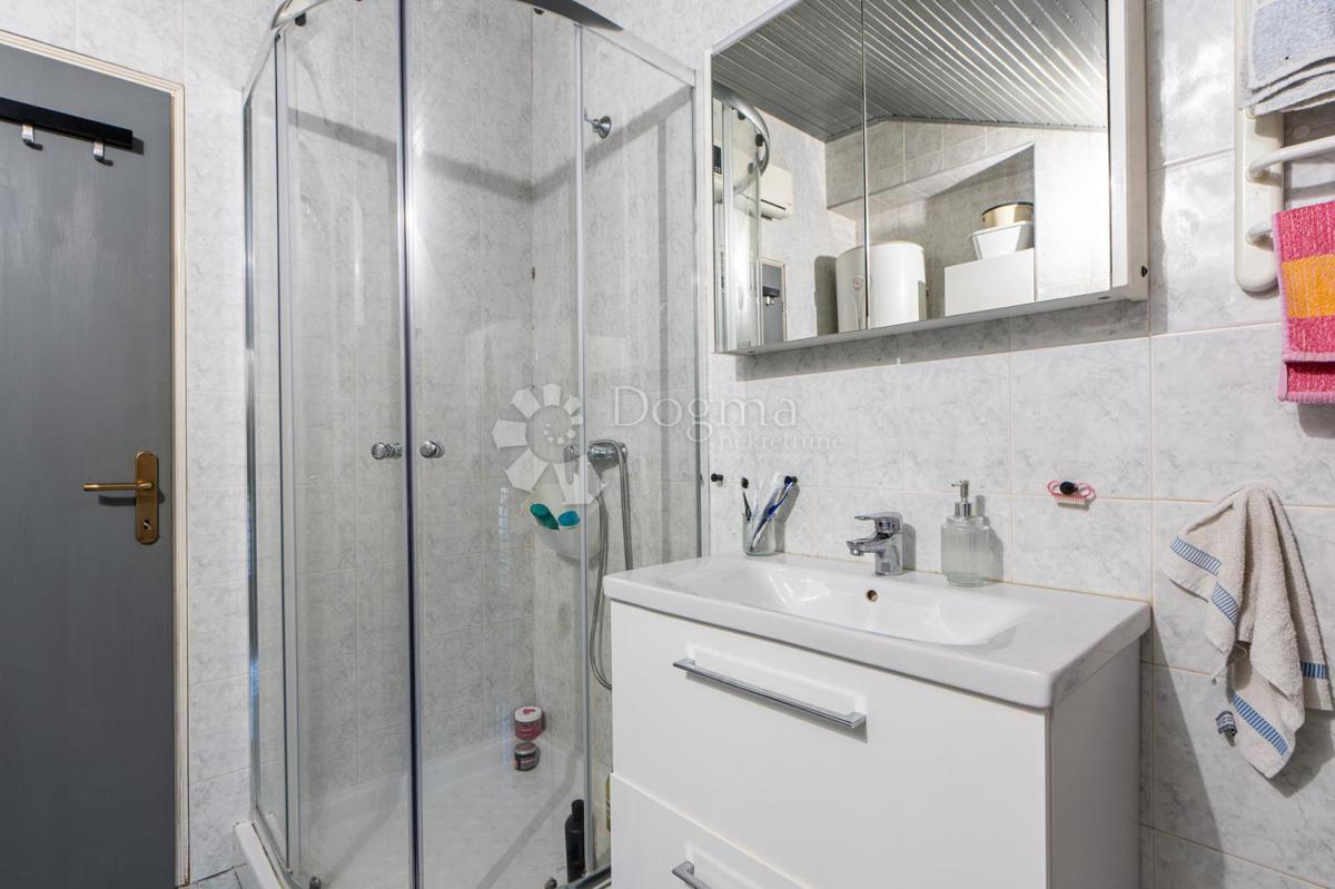 Stanovanje Opatija - Centar, Opatija, 80,77m2