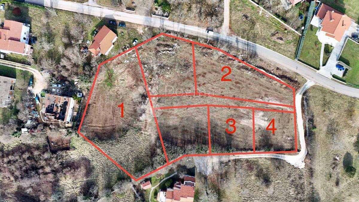 Zazidljivo zemljišče Labin, 1.260m2