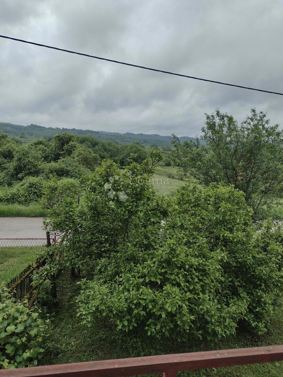 Hiša Topusko, 180m2