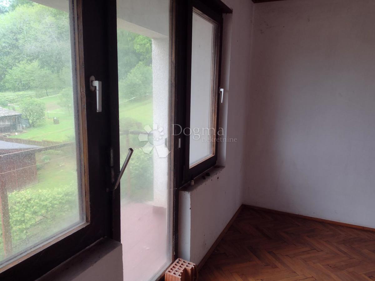 Hiša Topusko, 180m2