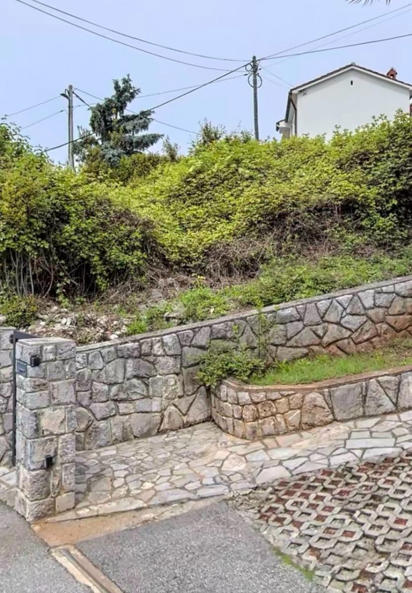 Zazidljivo zemljišče Zamet, Rijeka, 562m2