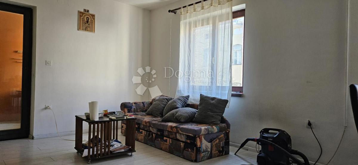 Stanovanje Veruda, Pula, 82m2