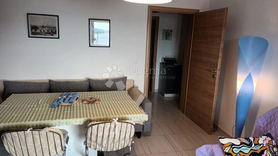Apartma Tisno, 46m2