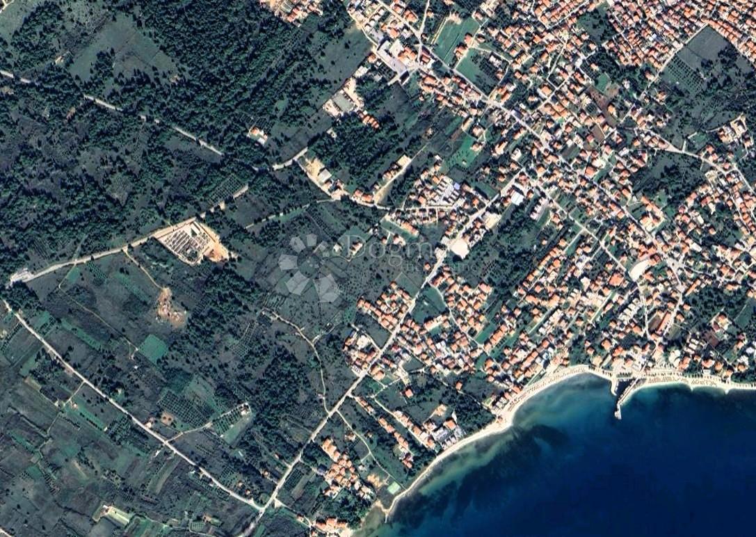 Zemljišče na Viru 627m2, odlična lokacija