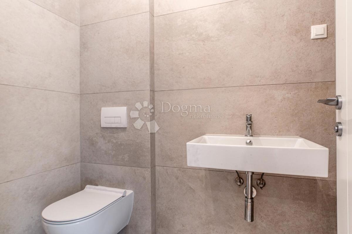 Stanovanje Pećine, Rijeka, 108,17m2