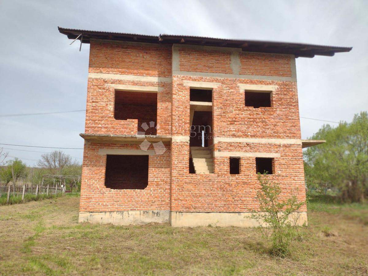 Hiša Gvozd, 270m2