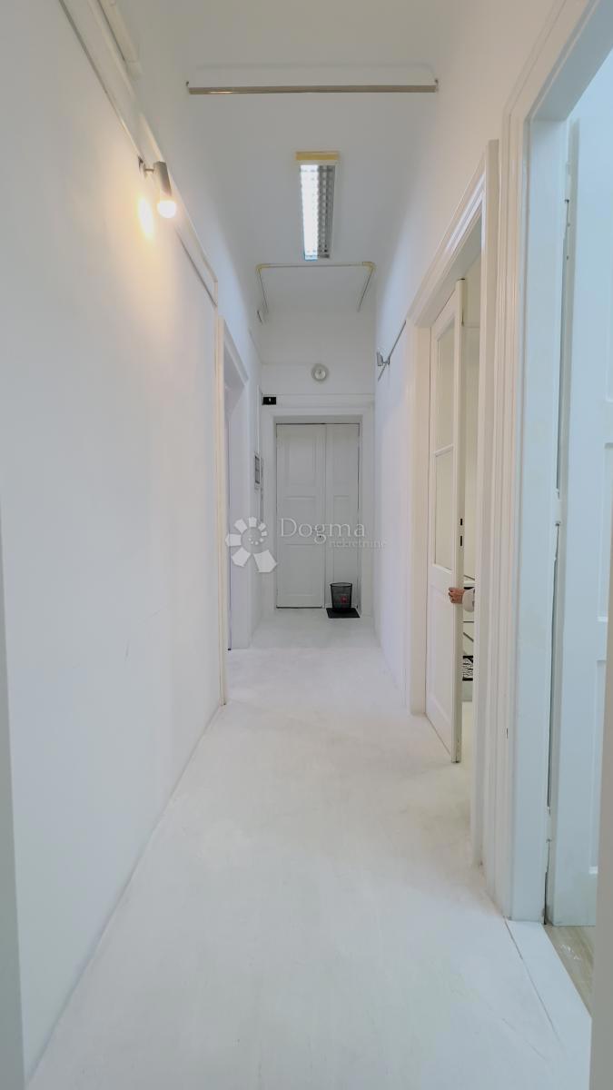 Poslovni prostor Brajda, Rijeka, 57m2