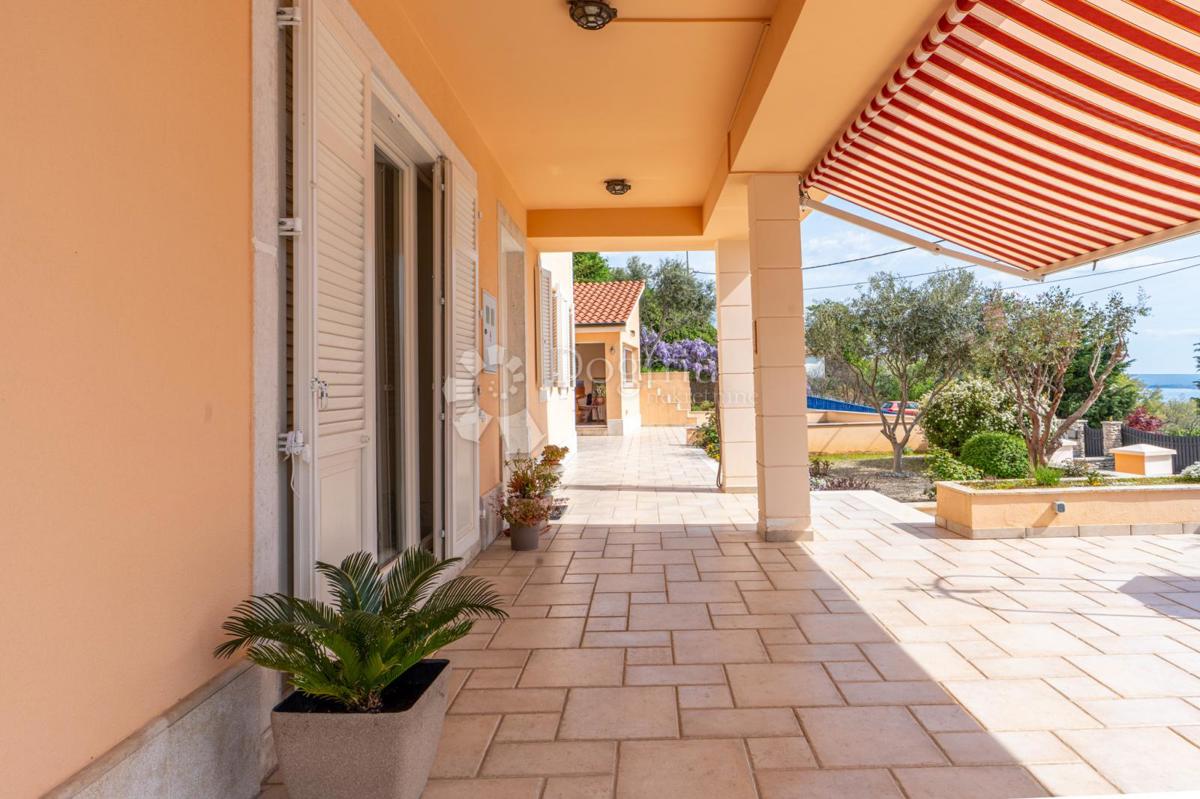 Hiša Kostrena Sveta Lucija, Kostrena, 170m2