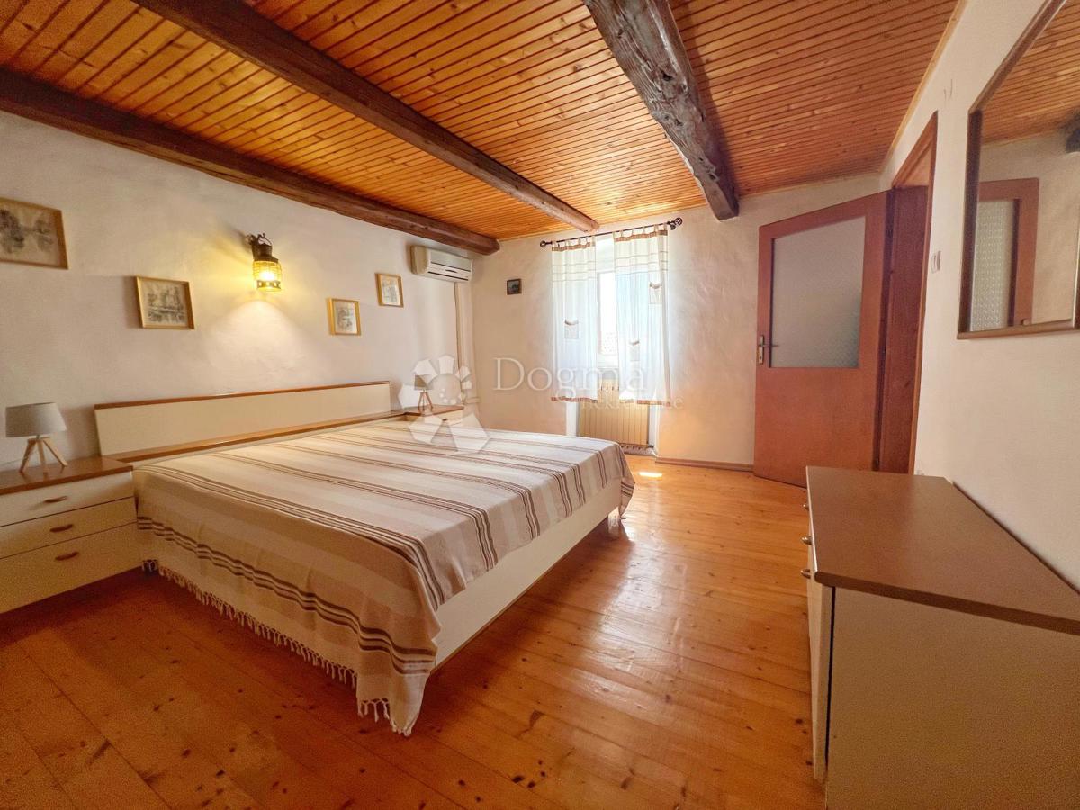 Hiša Medulin, 180m2