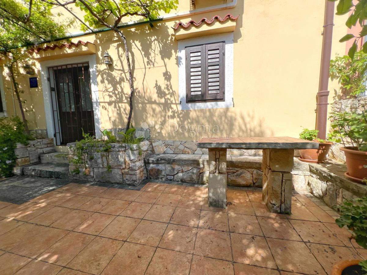Hiša Medulin, 180m2