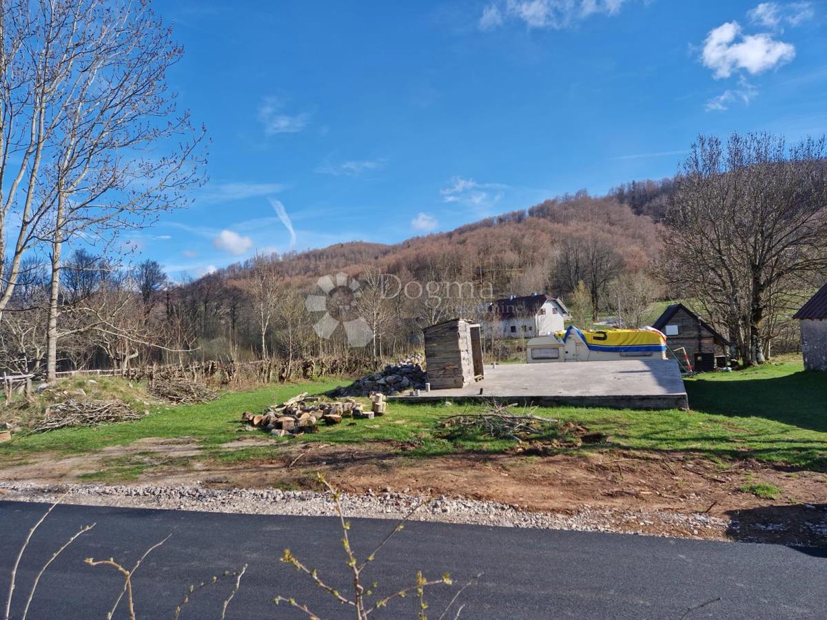 Zazidljivo zemljišče Baške Oštarije, Karlobag, 600m2